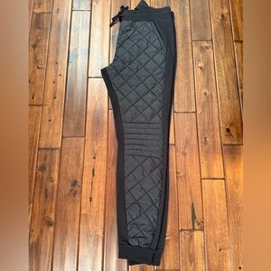 ALO Warming Airbrush High-Waist Puffer Pants